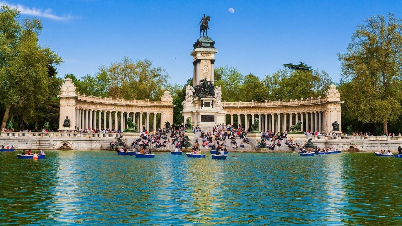 Apartamento Retiro VI En Madrid Bagian luar foto